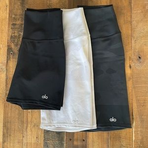 Alo high waisted biker shorts bundle size medium
